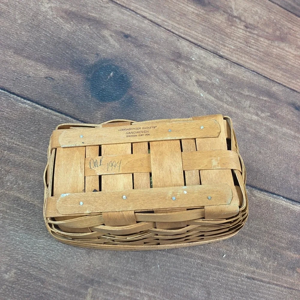 Vintage Longaberger 1991 Slant Sloped Vegetable Basket Signed 10.5x7x6.25 Liner